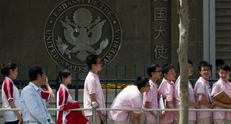 US resumes visas for foreign students but demands access to social media accounts