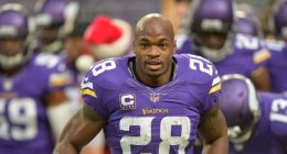 VIDEO: Adrian Peterson Gets in Fist Fight at a Poker Game