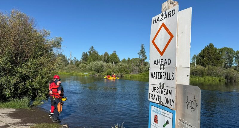 6 swept over Oregon waterfall; 1 dead and 2 missing