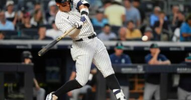 Aaron Judge’s game-ending sac fly leads Yankees to stunning comeback win over Mariners