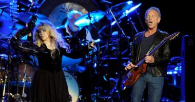 After much speculation, Stevie Nicks and Lindsey Buckingham announce 'Buckingham Nicks' reissue
