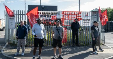 Striking Birmingham refuse collectors on picket line.