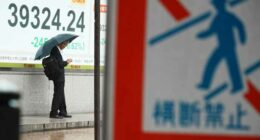 Asian shares are mixed after S&P 500 and Nasdaq composite pull back from their all-time highs