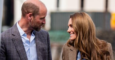 Body language expert shares moment that revealed a side to Kate and William that has been hidden by ancient protocols but is FINALLY coming out