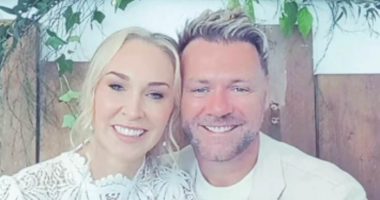 Brian McFadden marries blogger Danielle Parkinson in Cornish ceremony
