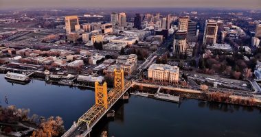 California's leafy capital headed for 'mass abandonment'