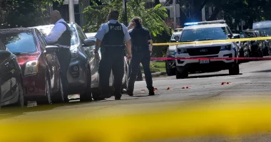 Chicago's bloody July Fourth weekend leaves 55 shot, 6 dead: report