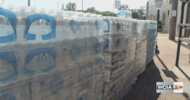 Coles Co. stores working to keep bottled water stocked during 'do not drink' order