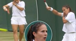 Daria Kasatkina suffers 'unfortunate' wardrobe mishap in Wimbledon loss