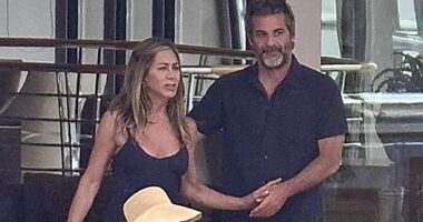 Ex-lover of Jennifer Aniston's boyfriend reveals why she ghosted him