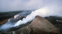 Scientists reported that in Hawaii, Kilauea has paused its lava fountains only to build up pressure again, with a new eruption episode expected between July 17 and 20.