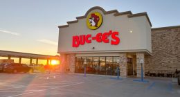 Georgia’s largest Buc-ees opens in Brunswick ahead of holiday travel