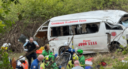 Aï»¿ mini bus has crashed and rolled down an embankment in the NSW Hunter Valley, injuring six people.