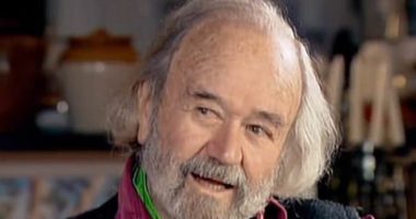 Groundbreaking Aussie TV chef Peter Russell-Clarke dies in Melbourne