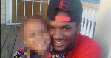 Hero dad left has no SKIN after saving step kids from burning building