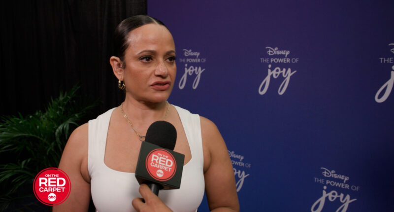 'High Potential' star Javicia Leslie teases a villain twist you won't see coming: "You'll never guess who it was." 