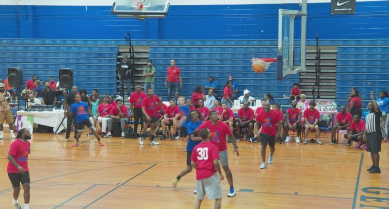 High School All-Stars defeat Jacksonville celebrities