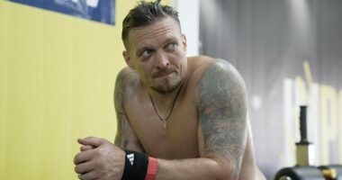 Inside Oleksandr Usyk's training camp: How the boxing mastermind is using a special mouth guard, breath-holding and tracking blood samples to defy Father Time for Daniel Dubois rematch