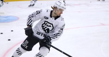 Islanders sign KHL star Maxim Shabanov in free agency swing