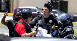 Journalist arrested while covering anti-Trump protest granted bail amid deportation battle