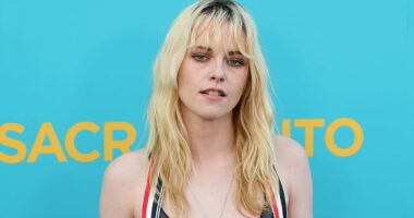 Kristen Stewart doesn't look like THIS anymore after changing her look
