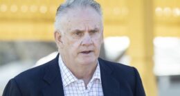 Labor to keep Latham portrait with note condemning his behaviour