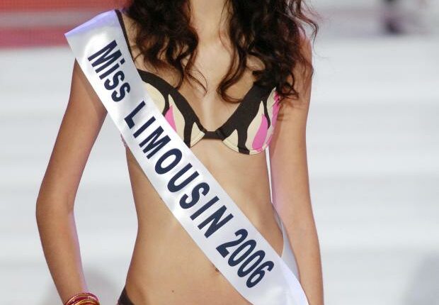 Sophie Vouzelaud, Miss Limousin 2006, in a swimsuit.