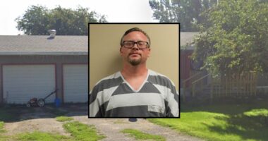 Man killed mother by 'kneeling' on neck until she died: Cops
