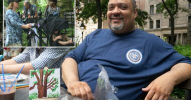 Manhattan DA Alvin Bragg paints as nonprofit hands out free needles to junkies in Washington Square Park