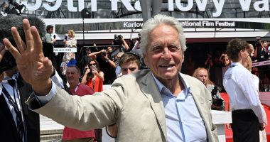 Michael Douglas slams U.S. politics while honoring ‘One Flew Over the Cuckoo’s Nest’ at Karlovy Vary: “We’re flirting with autocracy”