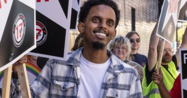 Minneapolis Democrats endorse Somali-American socialist Omar Fateh