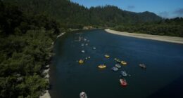 Native American teens kayak major US river to celebrate removal of dams and return of salmon
