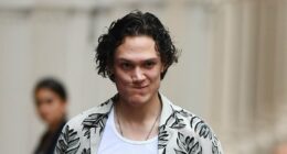 Nepo baby towers over movie star father who left his mom for co-star