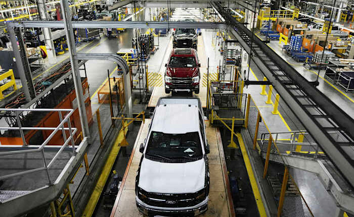 New tax break for auto loans could save some buyers thousands of dollars. But will it boost sales?