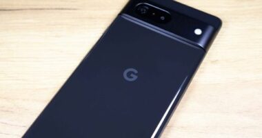 A recall notice has been issued by the ACCC for some Google Pixel 6a smartphones.
