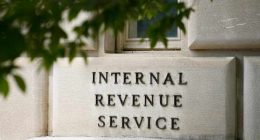 Pastors who endorse political candidates shouldn't lose tax-exempt status, IRS says in filing