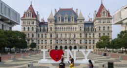 Redistricting war underscores growing power of state legislatures