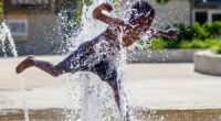 Savannah extending hours on pools and cooling centers
