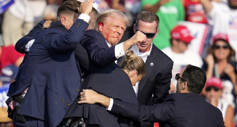 Secret Service suspends six agents over 'failures'