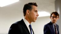 Sen. Josh Hawley introduces bill to send tariff rebate checks to Americans