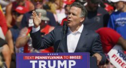 Senator feet away when Trump was shot recalls his 'uncommon behavior'
