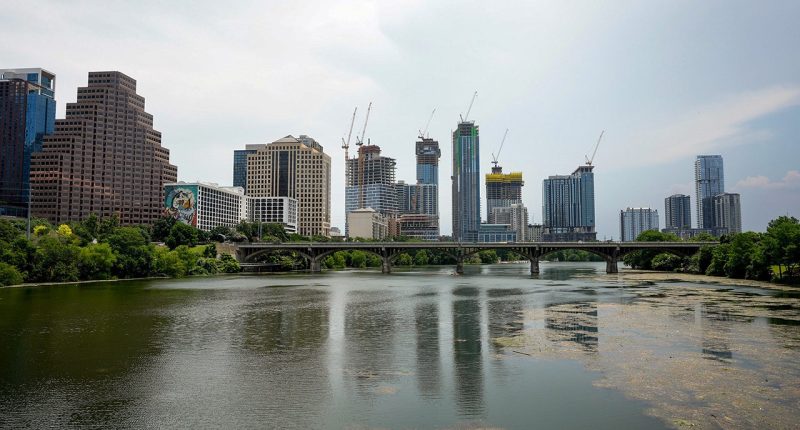 Serial killer fears grip Texas community after dozens of bodies pulled from lake: 'Cannot be ignored'