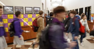 Should students have cellphones in school? This Florida county may ban them -- even during lunch