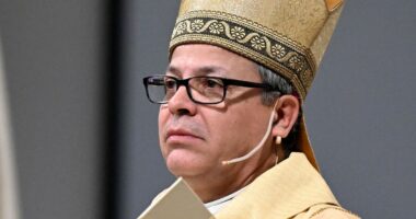 Southern California bishop suspends Mass obligation due to immigration fears