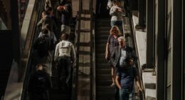 Pedestrians and office workers walk through the Sydney CBD.
