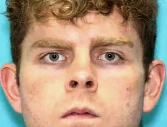 Teacher charged with killing couple who were hiking in Arkansas park with their kids