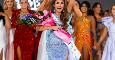 Thomson teen crowned Miss Ultimate USA Teen in Florida