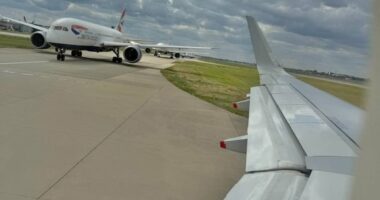 Thousands of passengers are left 'stuck on the tarmac' at UK airports