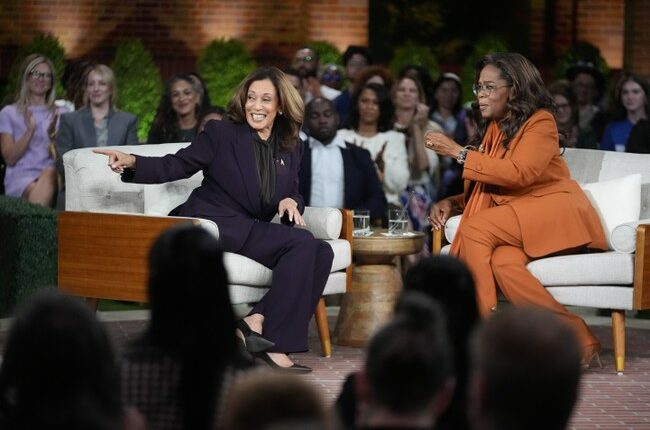 Trump Blasts Kamala and the Celebrities Her Campaign Paid, Says 'They Should All Be Prosecuted!'