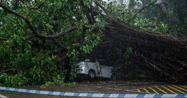 Typhoon Wipha causes major flight disruptions in Hong Kong and southern China